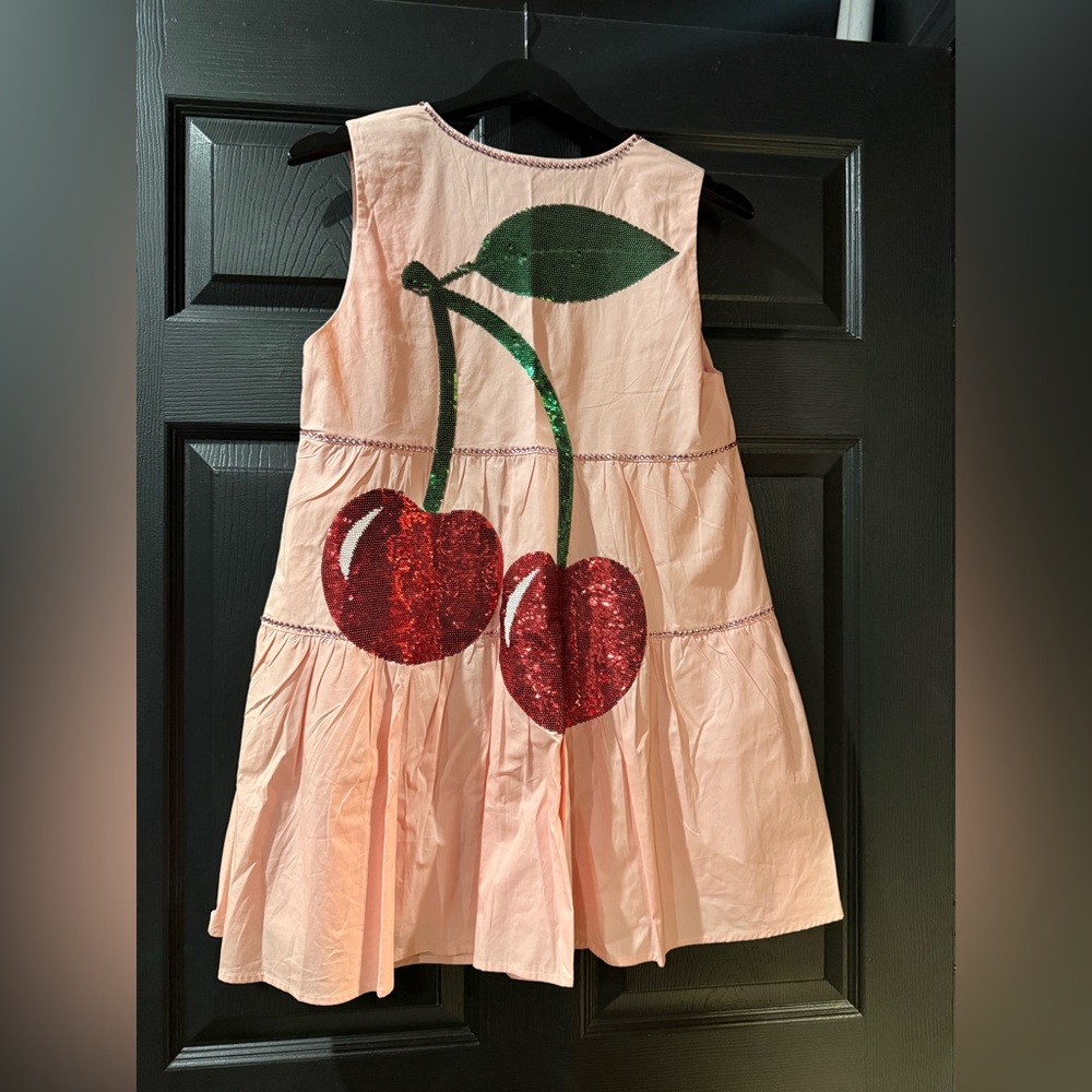 QOS NEW WITHOUT TAGS CHERRY DRESS XS